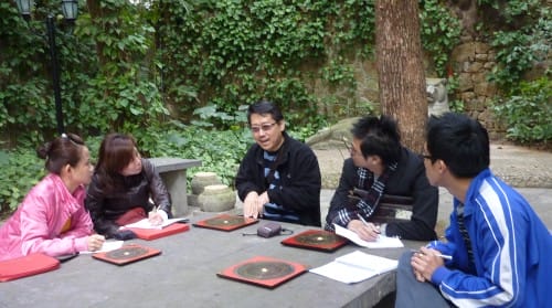 we enjoyed the chilling climate in the hill while having our practical feng shui study. The most important point of this site visit is to get nearer to the energy of mountain with good feng shui. 